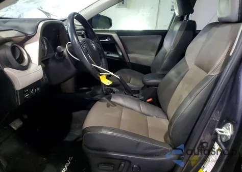 2015 Toyota Rav4 Limited z USA, uszkodzony, nr VIN 2T3YFREV6FW226770